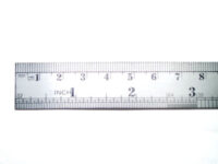 インチスケールのある定規