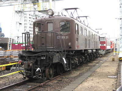 EF59 21（東京側）