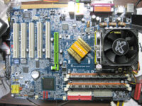 マザーボード（GIGABYTE GA-8IPE1000 Pro2）