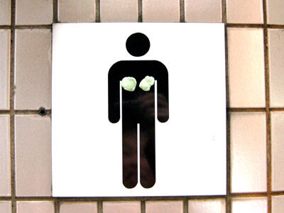 男子トイレ入り口