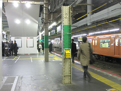 阿部定型のほぼトマソン鉄柱