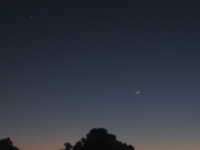 西の空にひときわ明るい金星