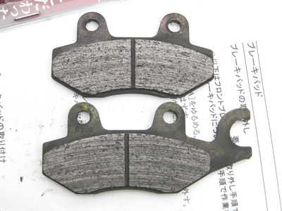 ブレーキパッドを取り外す