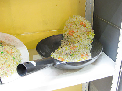 躍動的チャーハンのサンプル