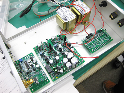 フルディスクリートヘッドホンアンプ