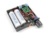 単３×４電池ケースポータブルヘッドホンアンプ