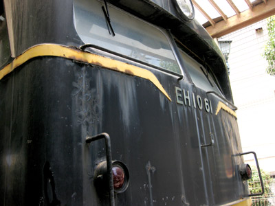EH10 機関車前面