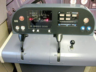 運転台のアップ