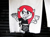 牛のキャラ暖簾