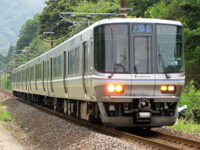 223系3000番台 V13編成