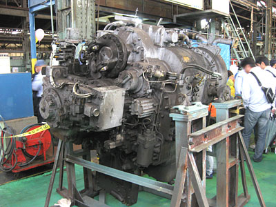 液体変速機(DW6)