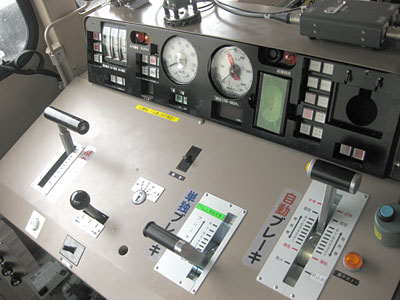 機関車運転台見学(HD300-21)