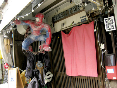 スパイダーマンがいる