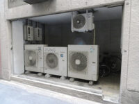 エアコン室外機室