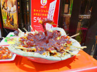 持ち上がるどて焼き