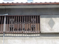 リズミカルな格子